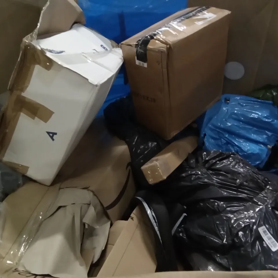 PALLET OF ASSORTED ITEMS INCLUDING EGG CARTON FOAM PET MATS, BIKE TIRES, JACQUARD ROLLER BLINDS, U`KING FOGGER