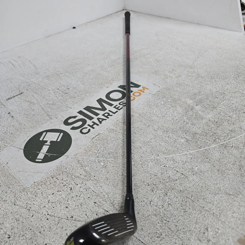 GOLF CLUBS SET INCLUDING PING G30 DRIVER AND IRONS WITH GOLF PRIDE GRIPS