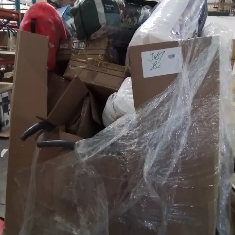 PALLET OF ASSORTED HOUSEHOLD GOODS AND PRODUCTS TO INCLUDE;TENT,PILLOWS,DUVET,LAMPSHADE,SPIDERMAN CUSHION,SKATEBOARD,PHOTO FRAMES,MOP