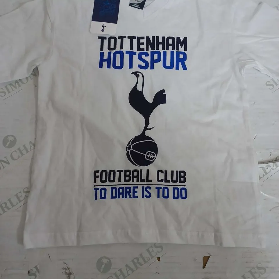 TOTTENHAM HOTSPUR FOOTBALL CLUB KIDS T-SHIRT - 8-9 YEARS
