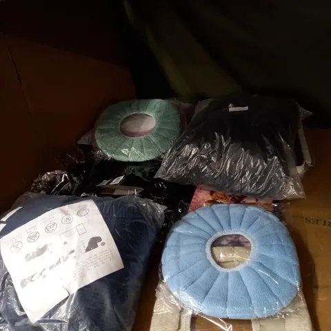 LOT OF ASSORTED HOUSEHOLD ITEMS