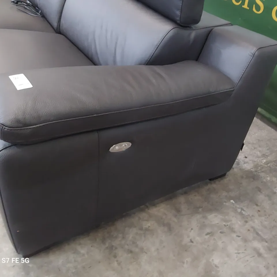 QUALITY ITALIAN DESIGNER RICCARDO POWER RECLINING THREE SEATER SOFA WITH ADJUSTABLE HEADRESTS BLACK LEATHER 
