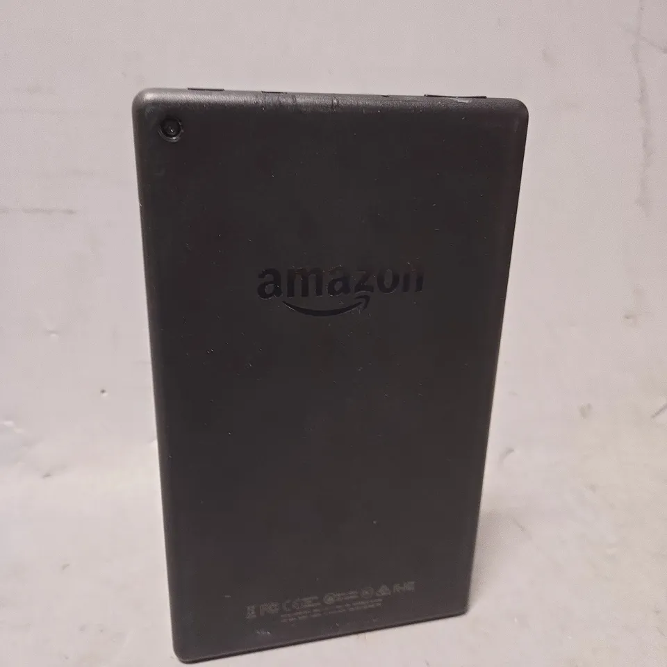 AMAZON KINDLE FIRE TABLET HD 8