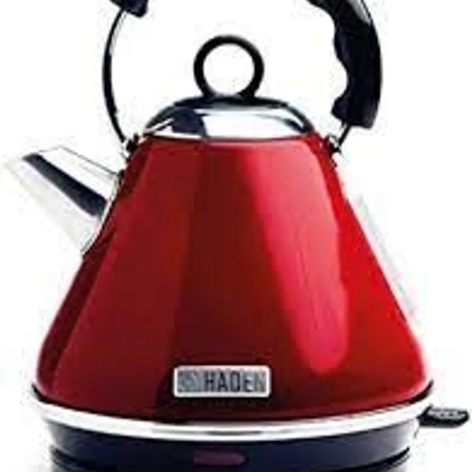 BOSTON PYRAMID 1.7L ELECTRIC KETTLE COLOUR RED
