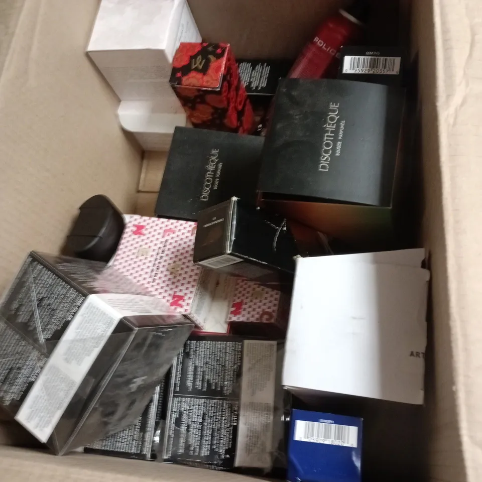 APPROXIMATELY 28 ASSORTED HEALTH & BEAUTY COSMETICS BUNDLE – TABAC ORIGINAL, HACIENDA DISCOTHEQUE, TIME-FILLER & MORE