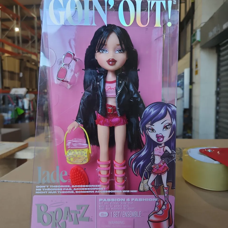 BRATZ GOIN OUT DOLL 