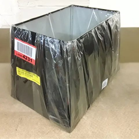 SILK RECTANGLE LAMP SHADE (SCREW ON)