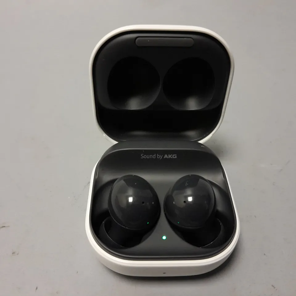 BOXED SAMSUNG GALAXY BUDS2  