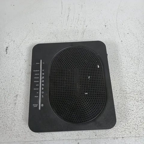 TECHNICOLOR DGA0122NLK WIRELESS GATEWAY (ROUTER)