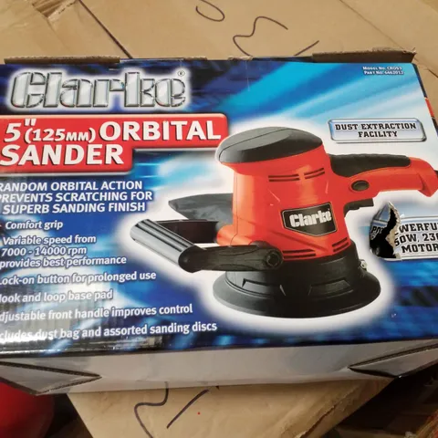 BOXED CLARKE CROS3 450W RANDOM ORBITAL SANDER (230V)