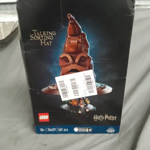 BOXED LEGO HARRY POTTER TALKING SORTING HAT - 76429