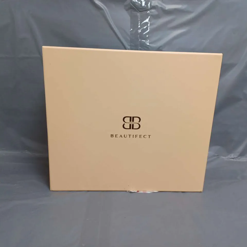 BOXED THE BEAUTIFECT BOX 