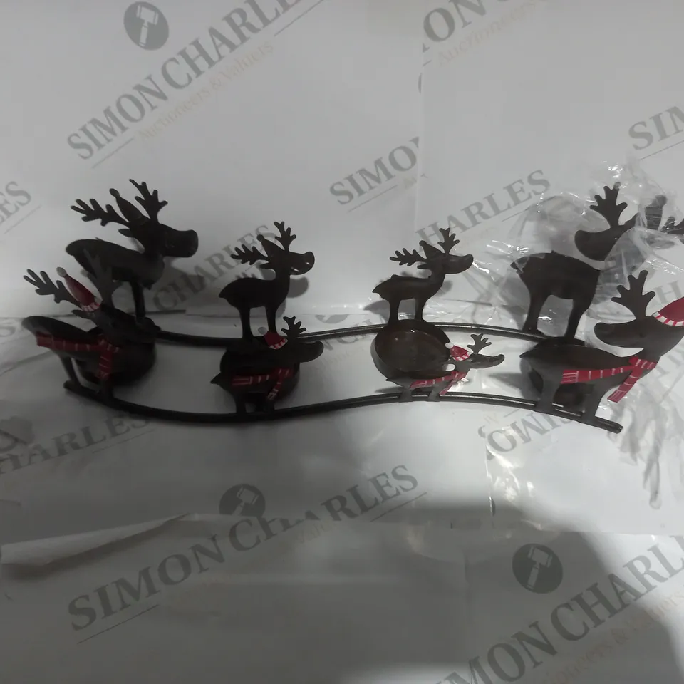 REINDEER IRON CANDLE HOLDER 
