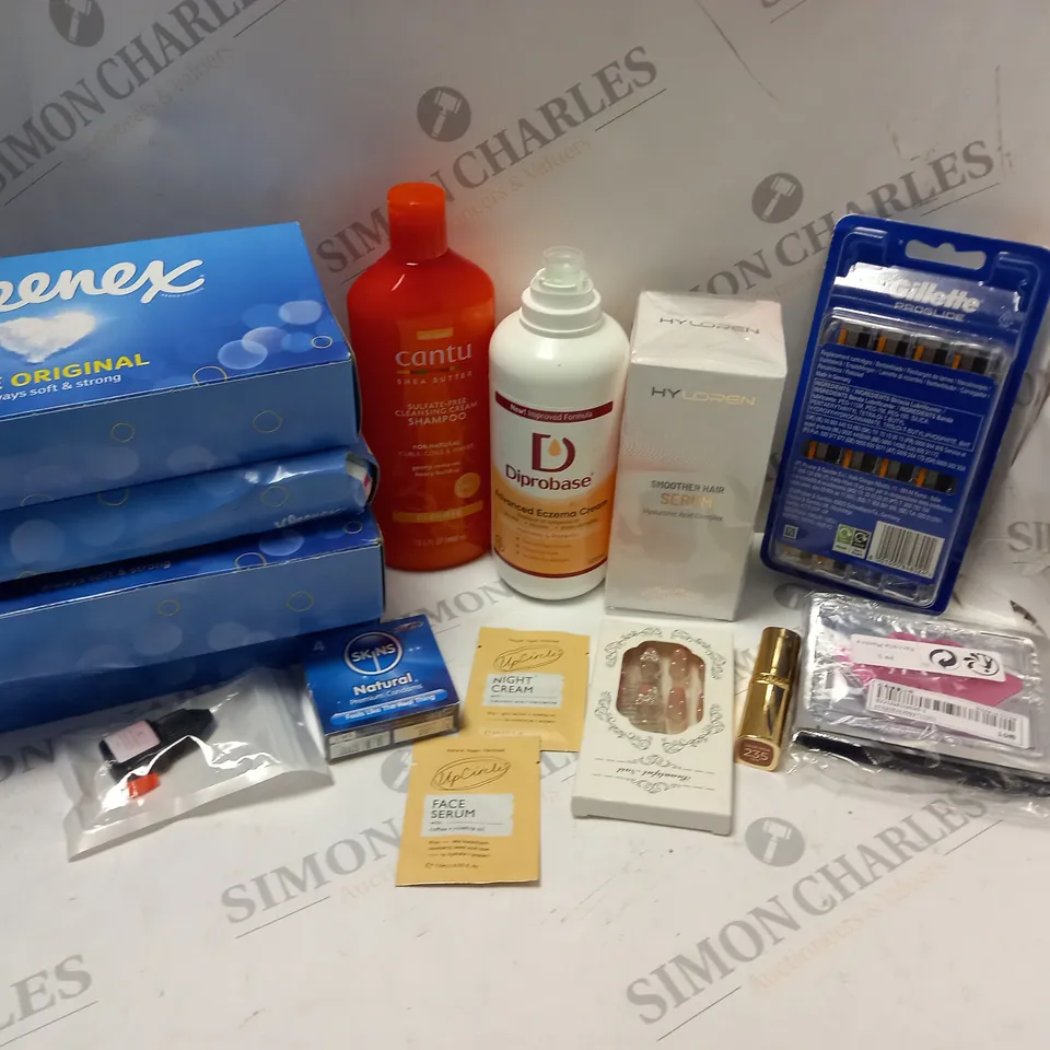 LOT OF BEAUTY ITEMS TO INCLUDE HYLOREN SMOOTH HAIR SERUM, ETC