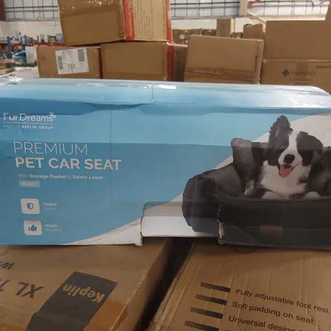 BOXED FURDREAMS PREMIUM PET CAR SEAT