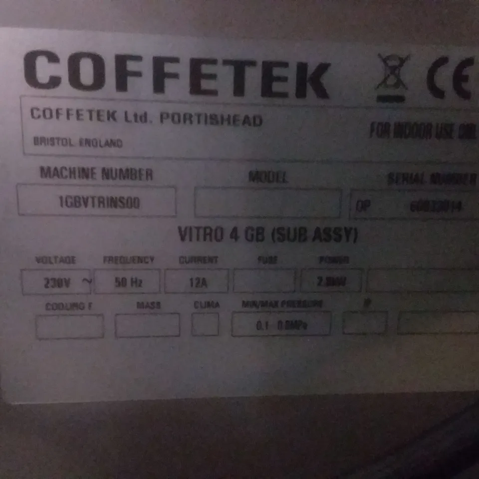 COFFETEK VITRO 4 GB COFFEE MACHINE
