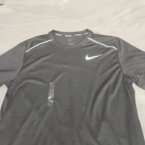NIKE RUNNING DRI-FIT BLACK TRAINING TOP – MEN'S, SIZE M