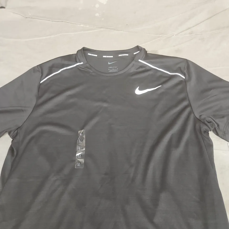NIKE RUNNING DRI-FIT BLACK TRAINING TOP – MEN'S, SIZE M