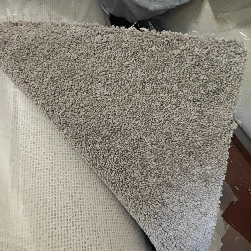 QUALITY BAGGED AND ROLLED TUDOR TWIST REGAL TAWNEY CARPET - APPROXIMATELY LENGTH 3.75M WIDTH 5M