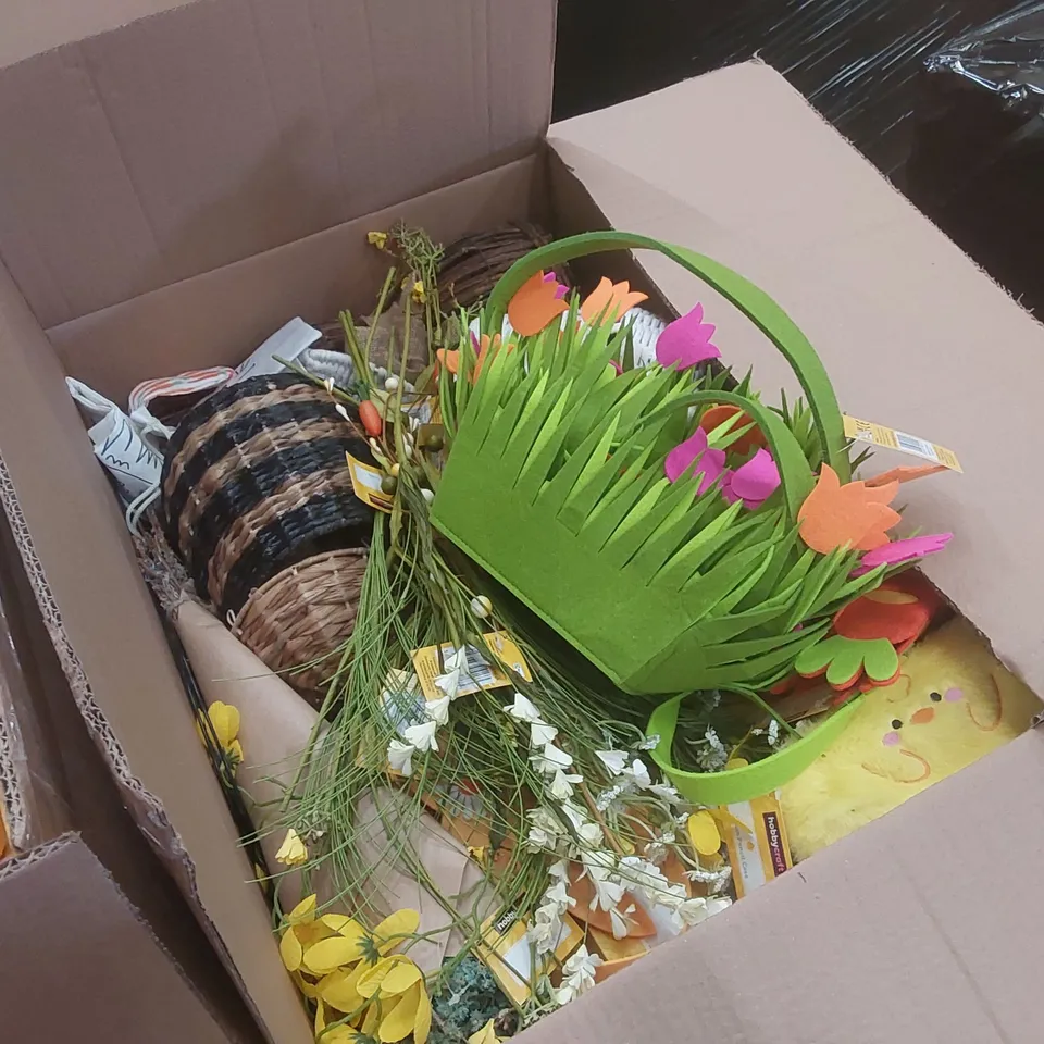 PALLET CONTAINING A VERY LARGE QUANTITY OF ASSORTED EASTER PRODUCTS