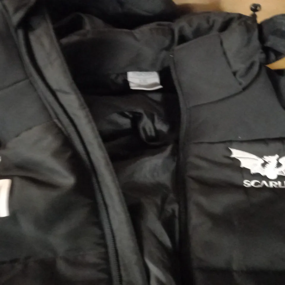 MACRON SCARLETSBLACK PADDED COATS - XXL