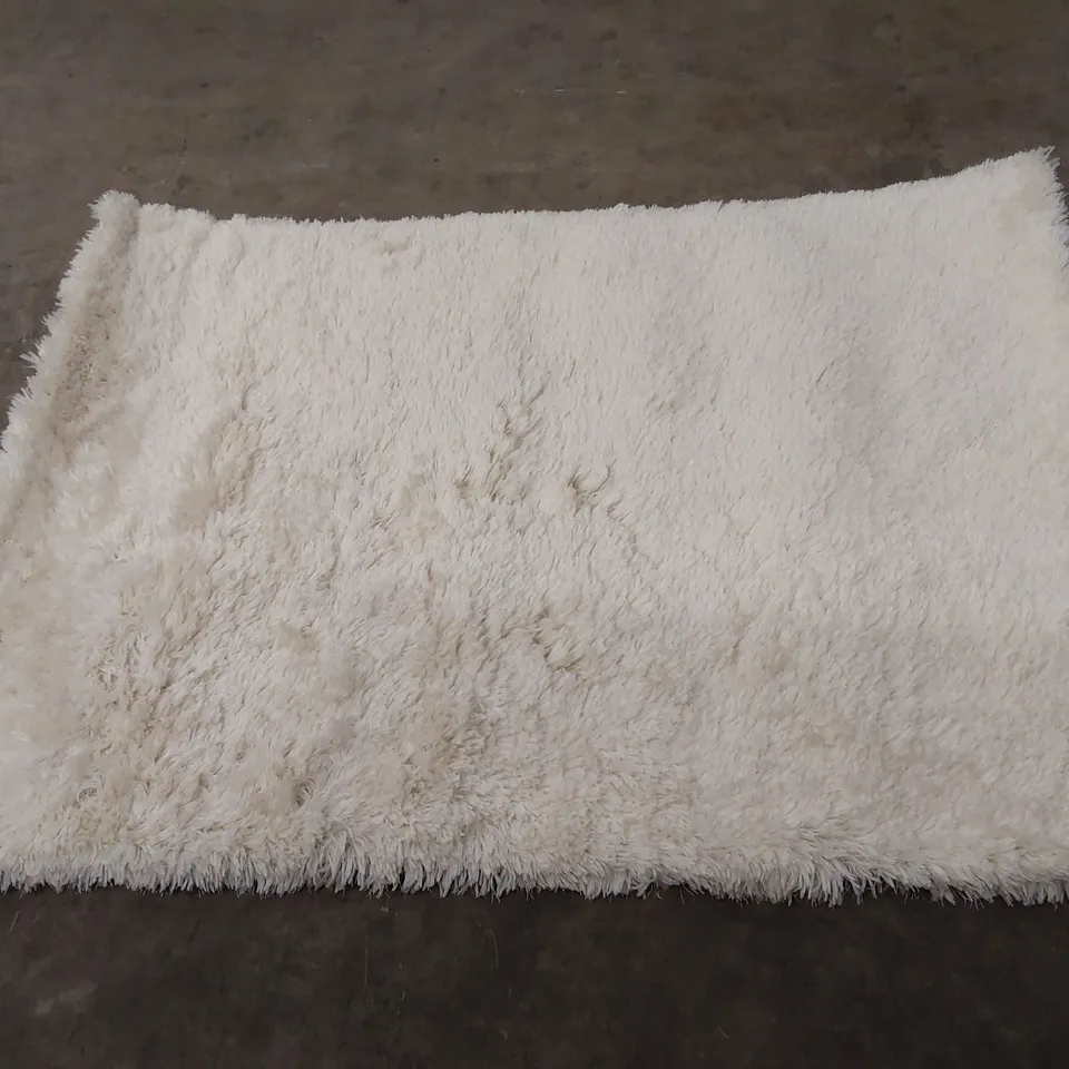 BRAND NEW BAGGED PACO HOME AKUMAL RUG - 170 x 120cm