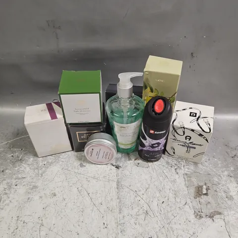 BOX OF APPROXIMATELY 20 ASSORTED COSMETIC ITEMS TO INCLUDE - PARADOX REPAIR GAME CHANGER HAIR MASK - SKIN RESEARCH ACTIVATED EGF MIGHT MOISTURISER - DAVID BECKHAM INTIMATELY EAU DE TOILETTE - ETC