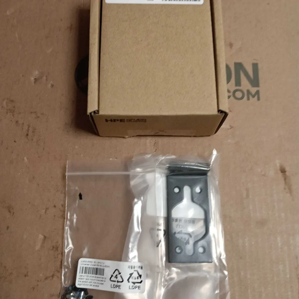 HPE JL602A - ARUBA X412 1U UNIVERSAL 2-POST RM KIT