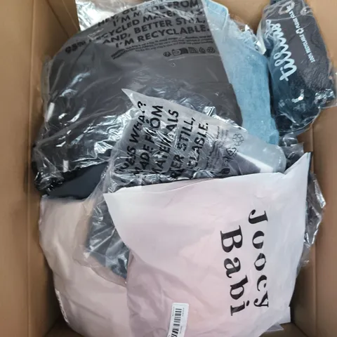 LARGE BOX OF APPROXIMATELY 25 ASSORTED CLOTHING ITEMS IN VARIOUS COLOURS, STYLES AND SIZES - COLLECTION ONLY
