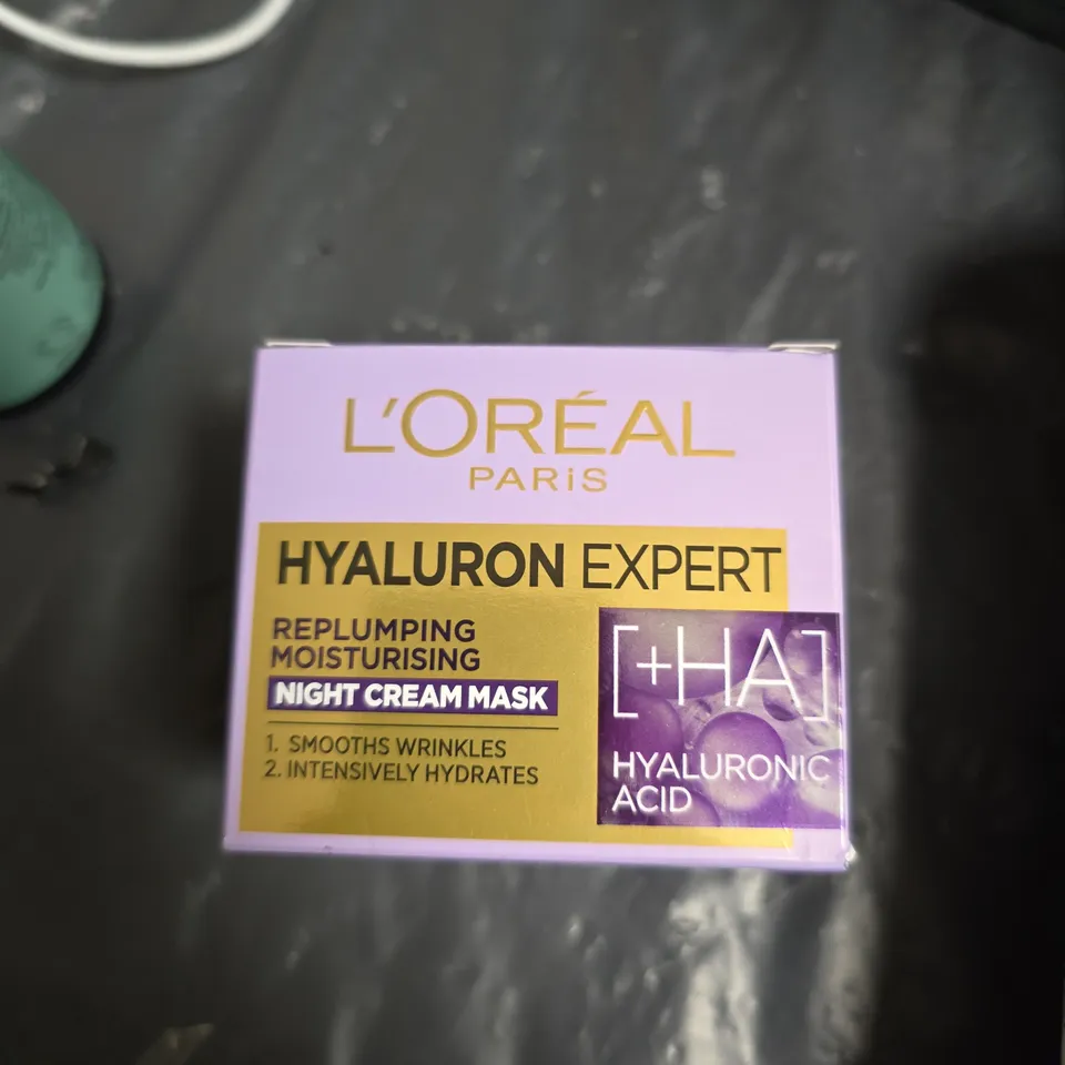 TRESEMMÉ COLOUR REVITALISING CONDITIONER 900ML + L'OREAL PARIS HYALURON EXPERT NIGHT CREAM MASK (SET)