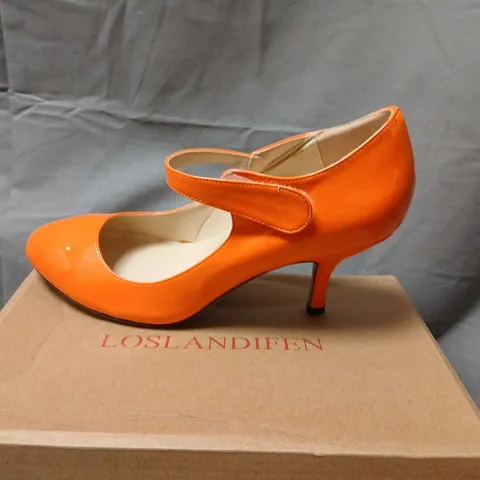 LOSLANDIFEN ORANGE PATENT MARY JANE HIGH-HEELED SHOES – UK7 (EU40)