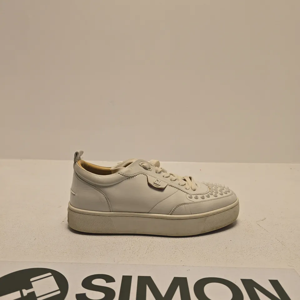 CHRISTIAN LOUBOUTIN WHITE LOW-TOP TRAINER WITH STUDDED TOE DETAIL – SIZE EU 41.5