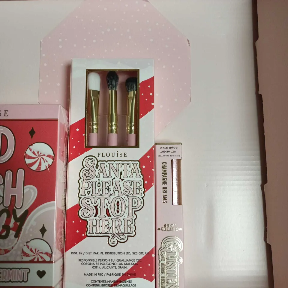 PLOUISE MAKE-UP SET: THE CHEEK OF IT BRONZER, BODY GLOW, SANTA PLEASE STOP HERE BRUSH SET & BAD BITCH ENERGY LIP OIL