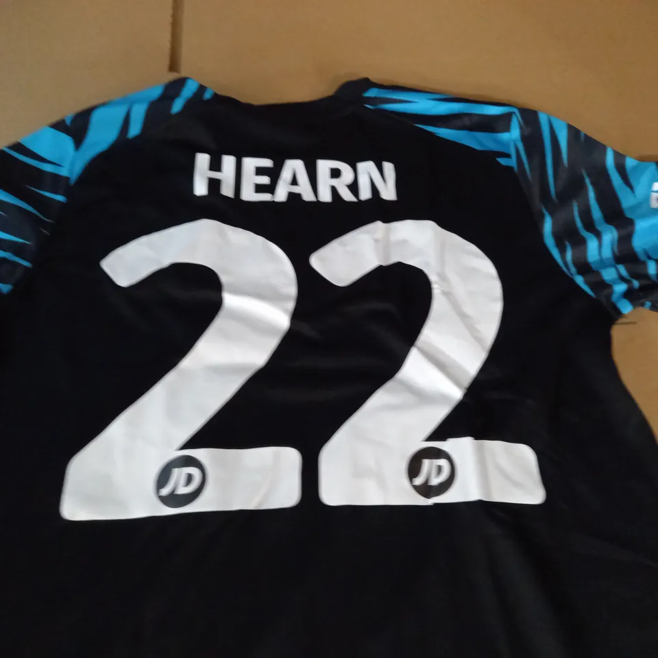 SOCCER AID ADULTS WORLD SHIRT - XL