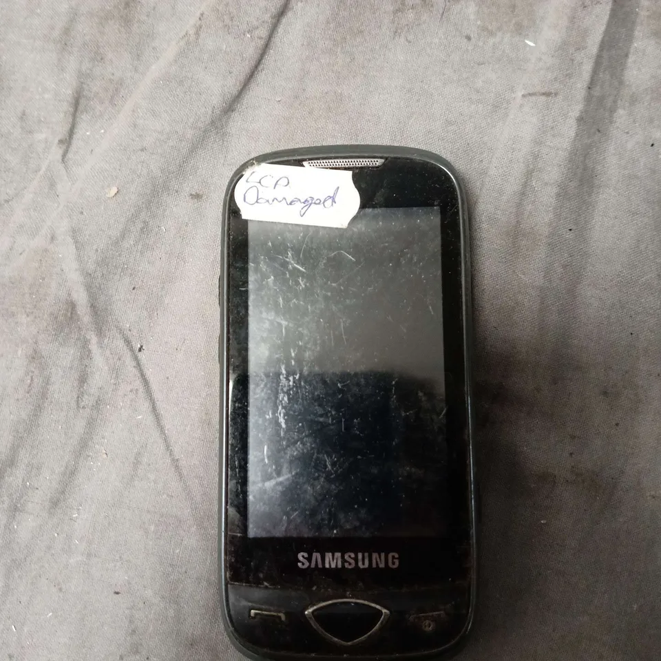SAMSUNG SMARTPHONE – BLACK, DAMAGED SCREEN
