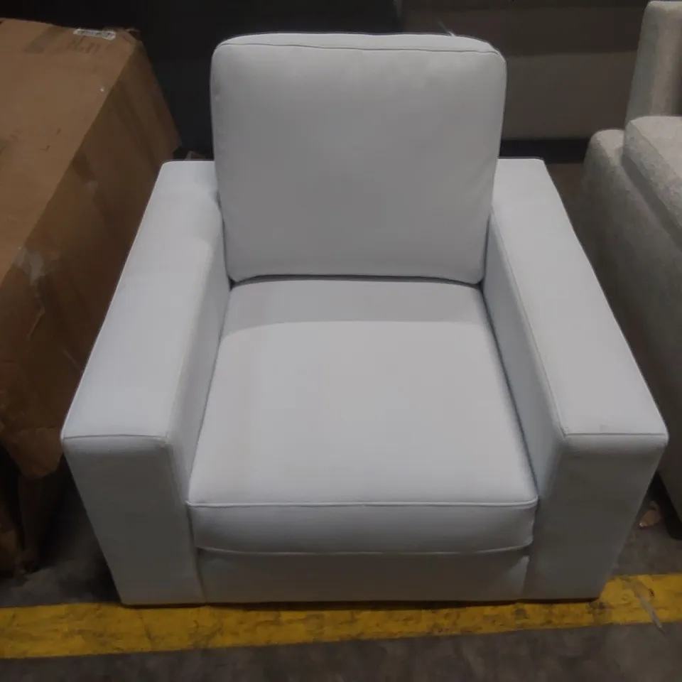 QUALITY DESIGNER WHITE FAUX LEATHER ARMCHAIR