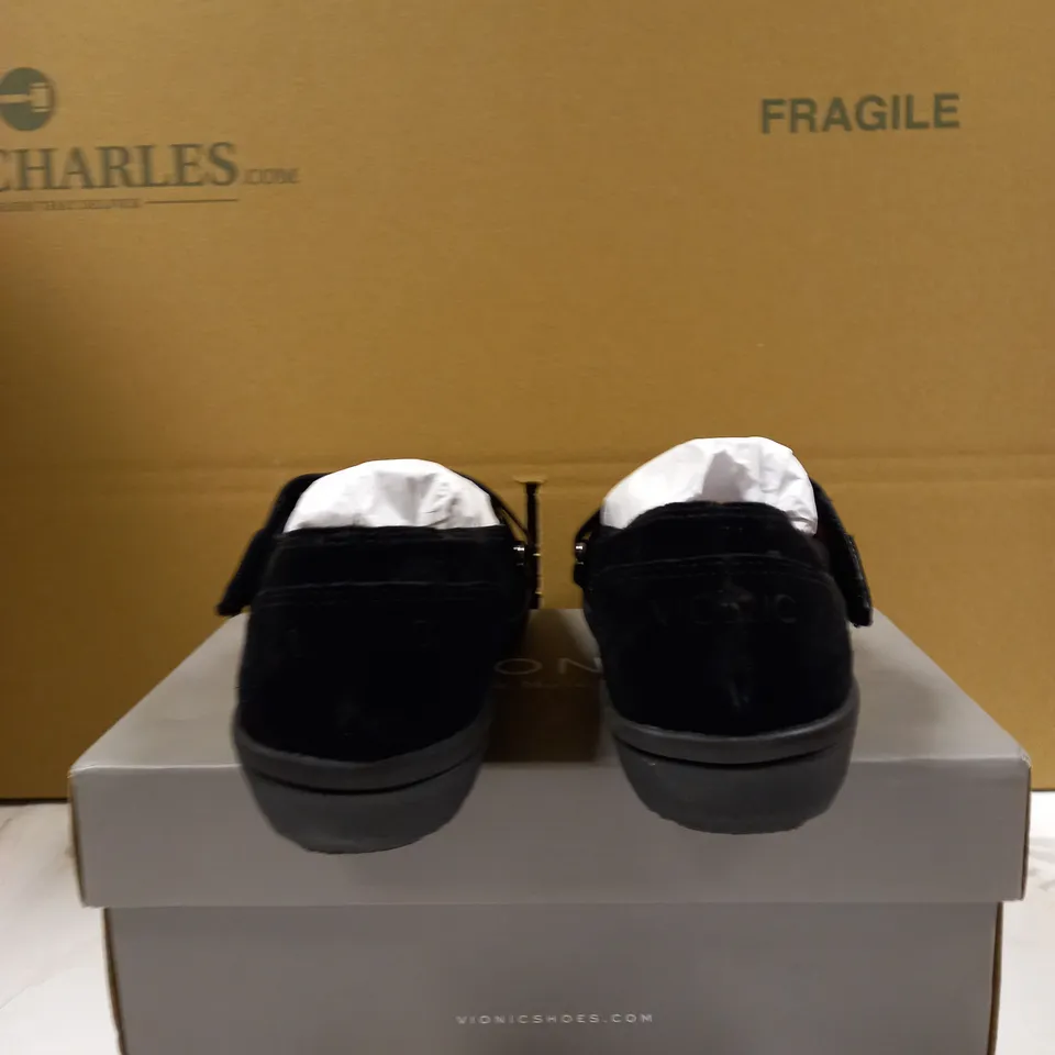 VIONIC SHELBY SHOE BLACK SIZE 4.5