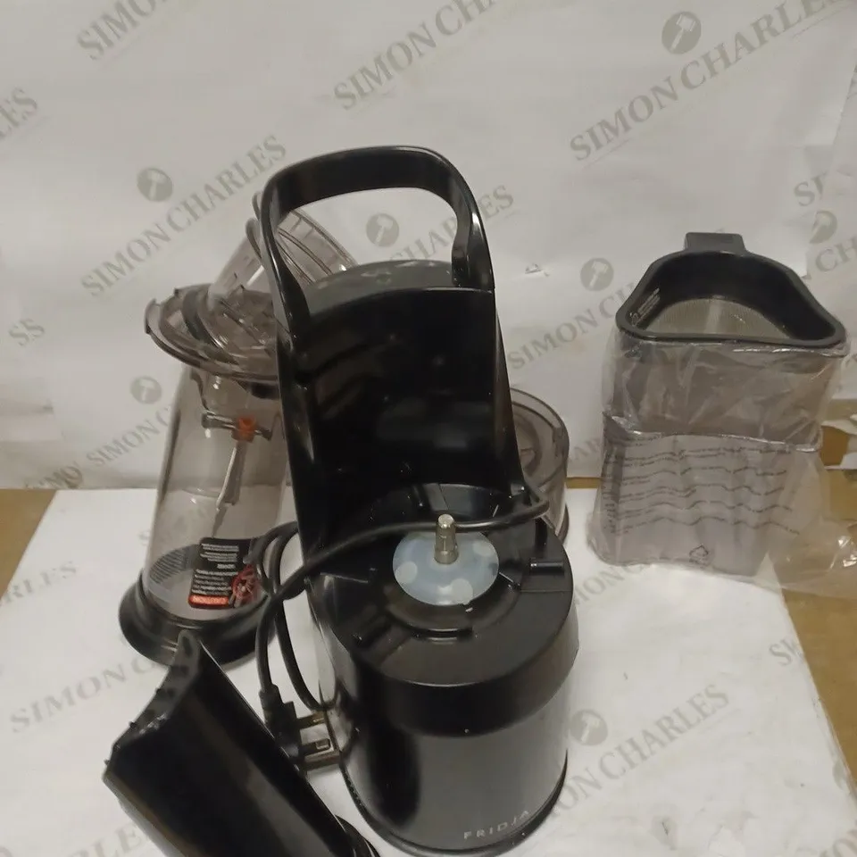 FRIDJA MASTICATING JUICER - BLACK (F1900)