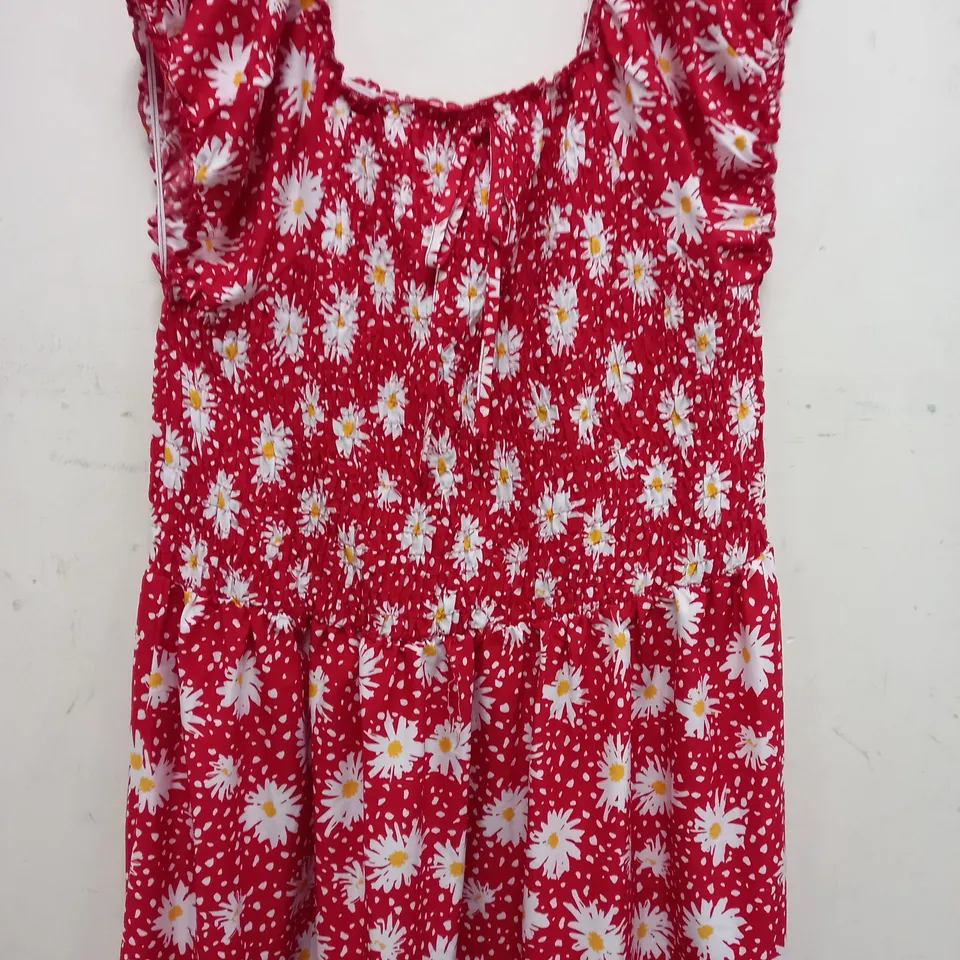 ROMAN CURVE SHIRRING BODICE DRESS IN FLORAL DESIGN IN RED - SIZE 20