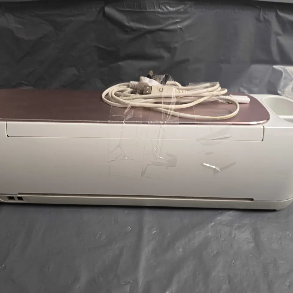 UNBOXED CRICUT MAKER