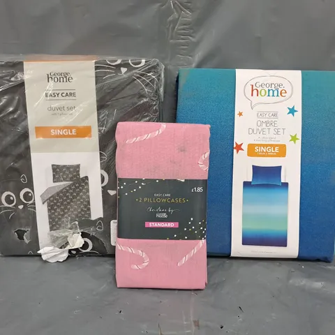 BOX OF APPROXIMATELY 10 ASSORTED BEDDING ITEMS IN VARIOUS STYLES, SIZES, AND COLOURS - COLLECTION ONLY