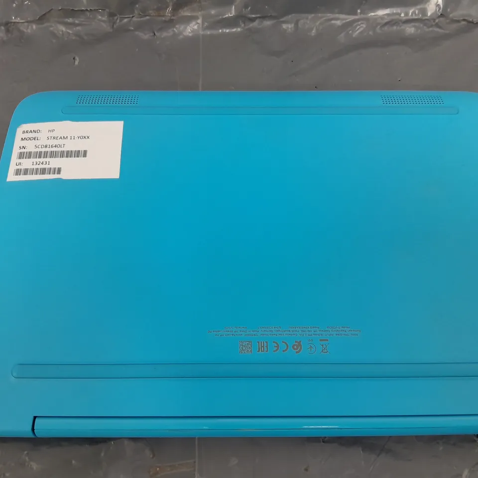 HP STREAM 11-Y050SA