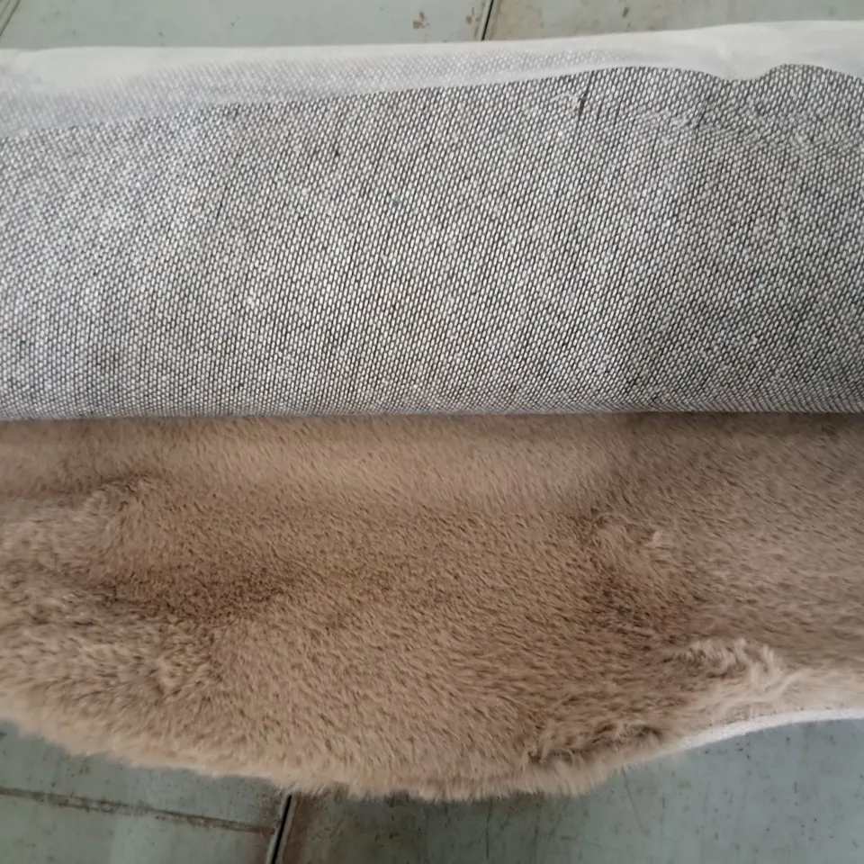 BRAND NEW PACO RABBIT BEIGE ROUND RUG - 3' 11"