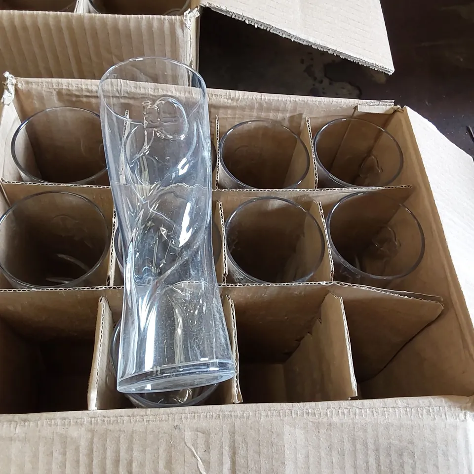 LOT OF APPROXIMATELY 115X DRINKS GLASSES