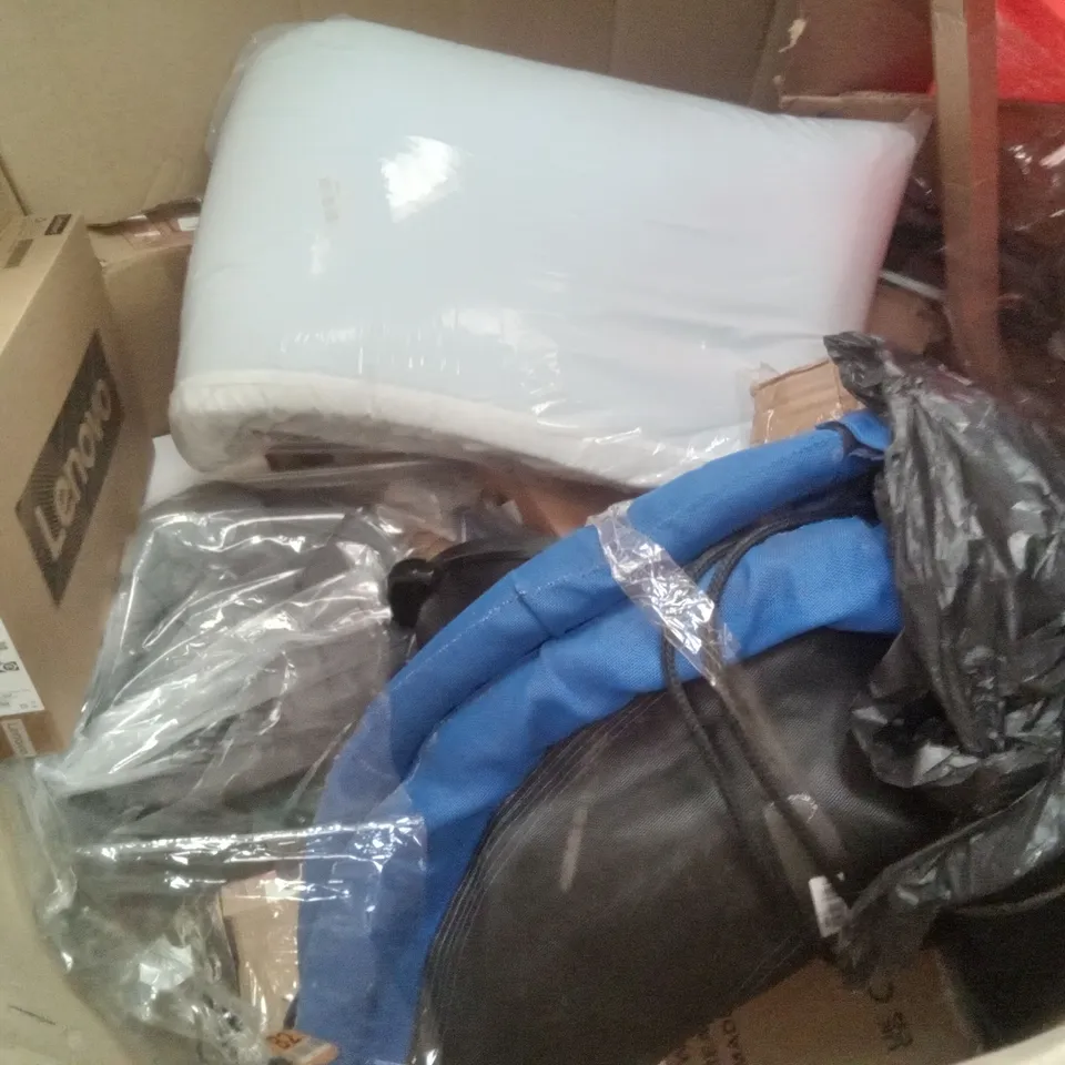 PALLET OF ASSORTED ITEMS INCLUDING TELESCOPE, PLAY DOG BOWL, TRIPOD FLOOR LAMP, SMART TOWER FAN, BELNS MELNS LIGHT BULB  