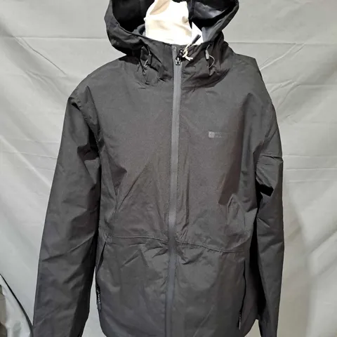 MOUNTAIN WAREHOUSE VANCOUVER II LIGHTWEIGHT WATERPROOF JACKET IN BLACK - UK 18