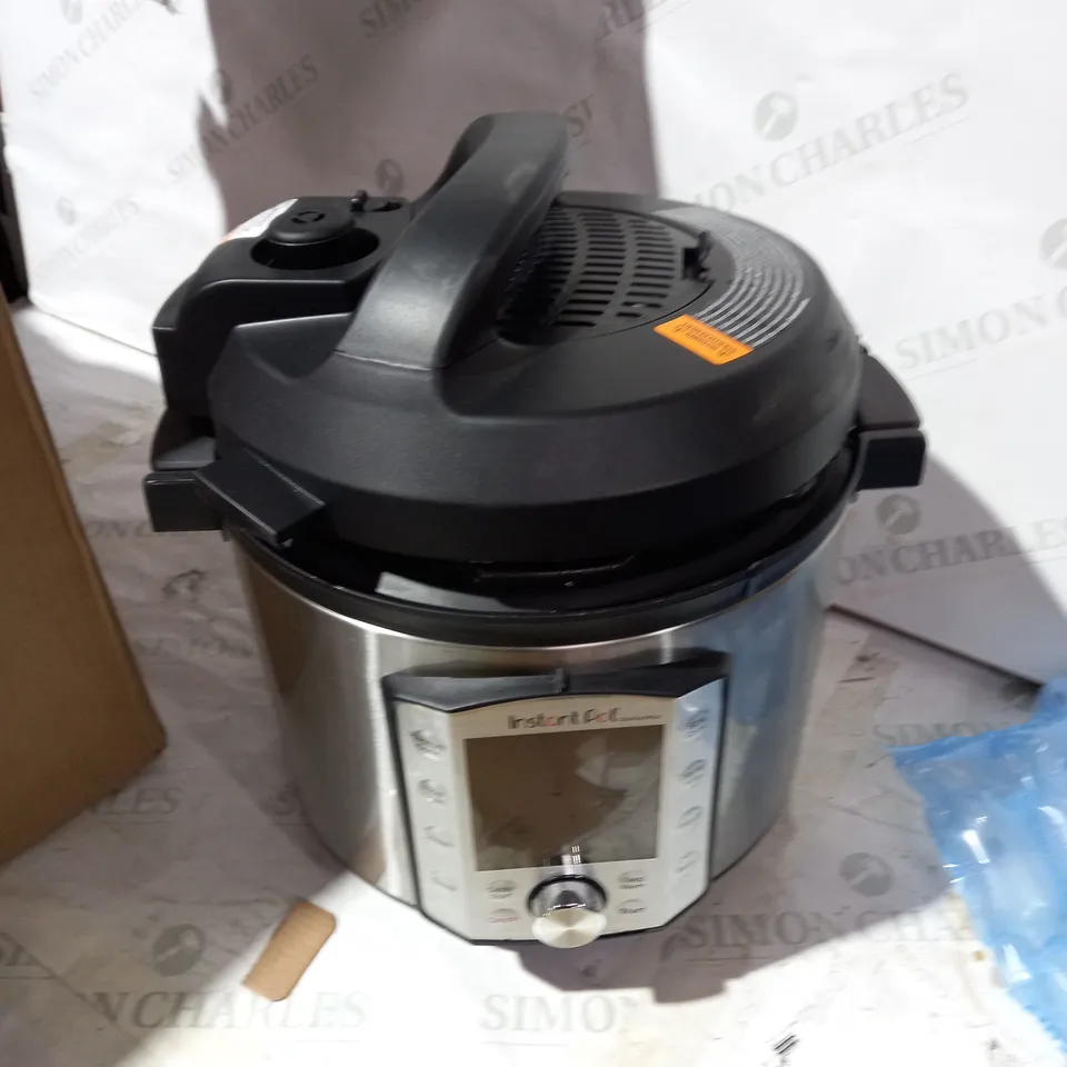 INSTANT POT DUO EVO PLUS ELECTRIC PRESSURE COOKER