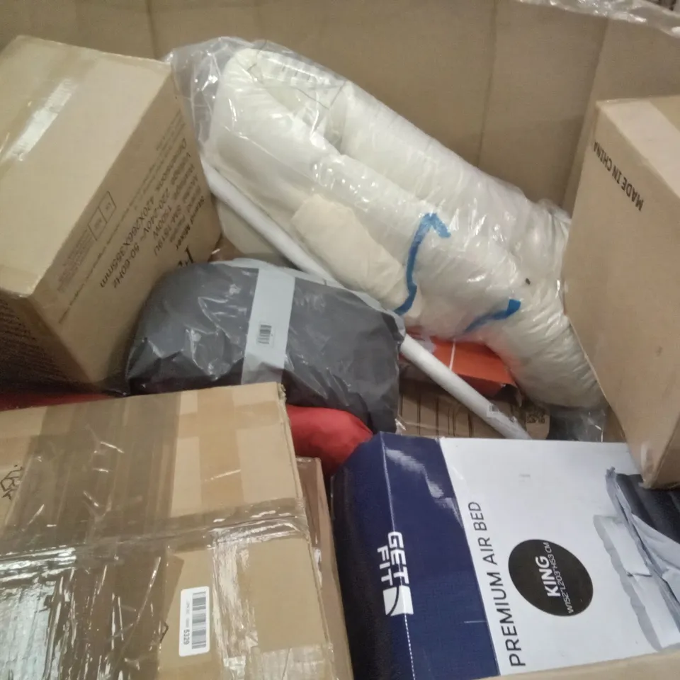 PALLET OF ASSORTED ITEMS INCLUDING MASS DYNAMIC CHILDREN'S TOILET RING, TICWELL GARMENT STEAMER, GETFIT PREMIUM DOUBLE AIR BED, PRESSURE COFFEE MACHINE, ECOHEATER