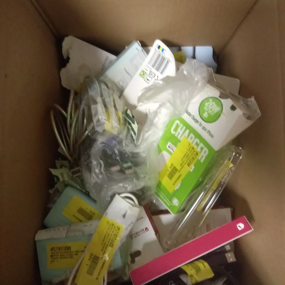 BOX OF APPROXIMATELY 20 ASSORTED ELECTRICAL PRODUCTS TO INCLUDE WIRELESS EARPHONES, CHARGING CABLES, USB MOUSE ETC 