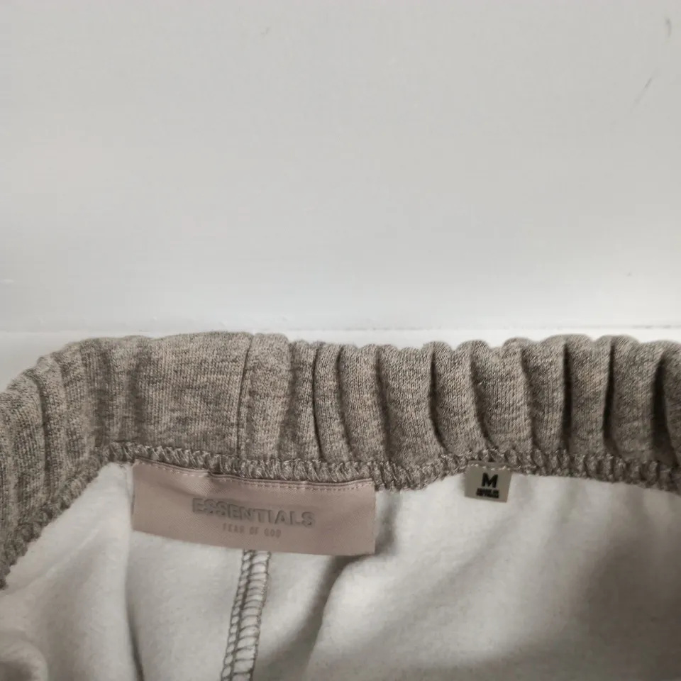 ESSENTIALS FEAR OF GOD SWEATPANTS – GREY – SIZE M